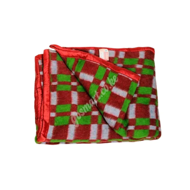 GS Robin Checks Tape Blanket (4).webp